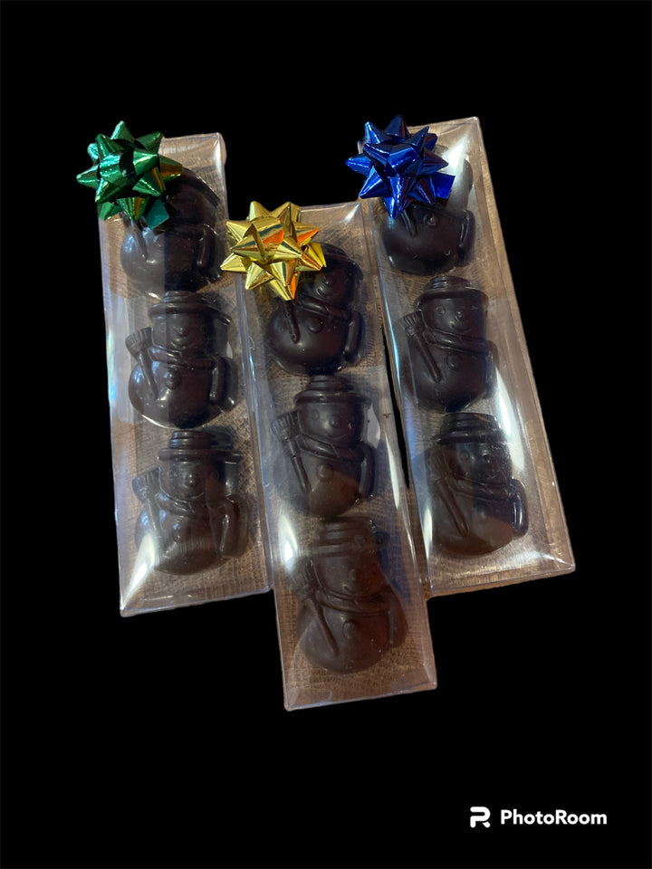 Chocolate Peanut Butter Snowmen