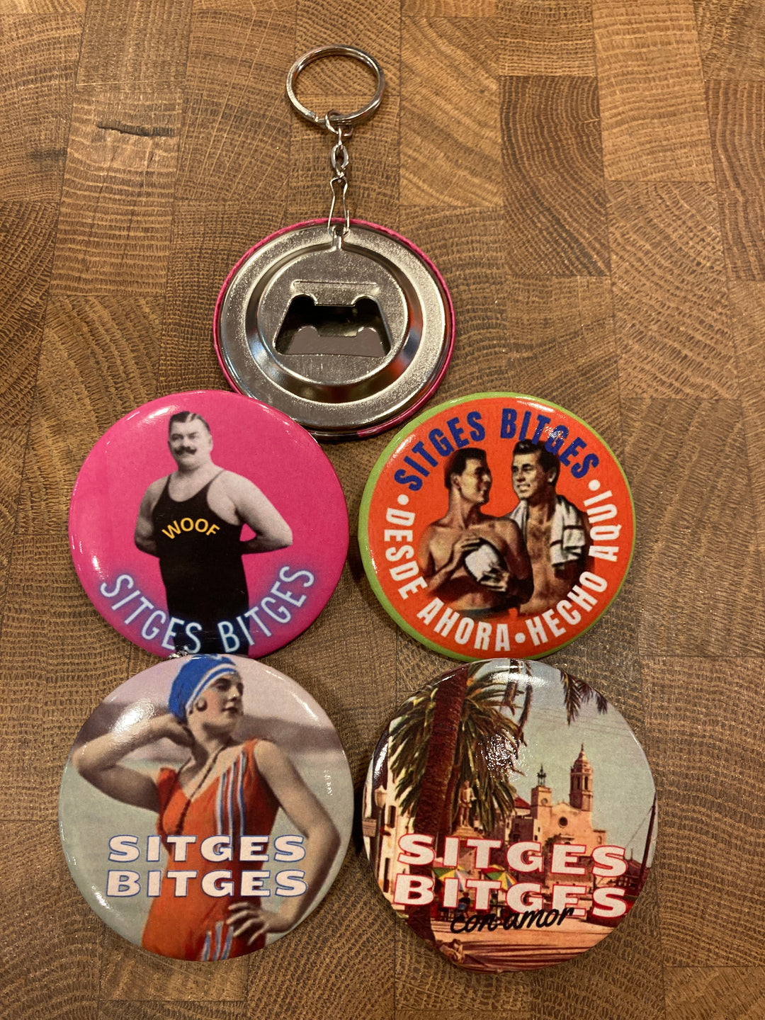 Sitges Bitges bottle opener magnet