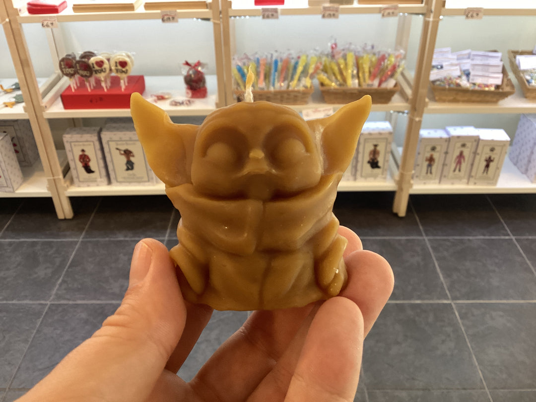 El Mon Bee Beeswax baby yoda